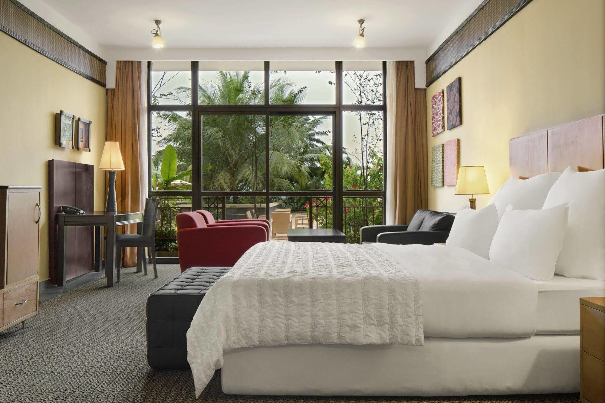 Ibom Hotel & Golf Resort Uyo Exterior photo